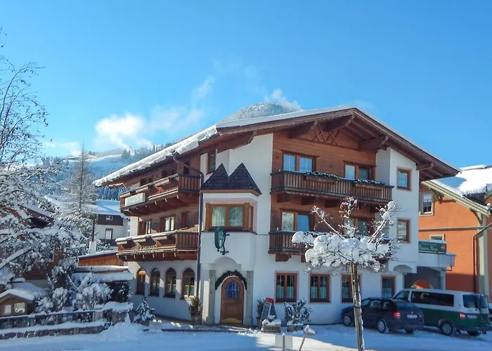 Cafe Heim Guest house 4*